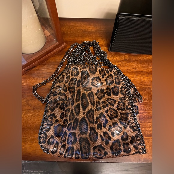 3AM Forever Chainlink Handbag/ Crossbody - Picture 2 of 5